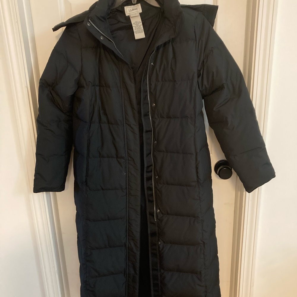 LL Bean long down coat Womens